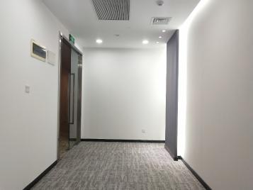 渝中区化龙桥重庆企业天地3号楼182平米办公室出租